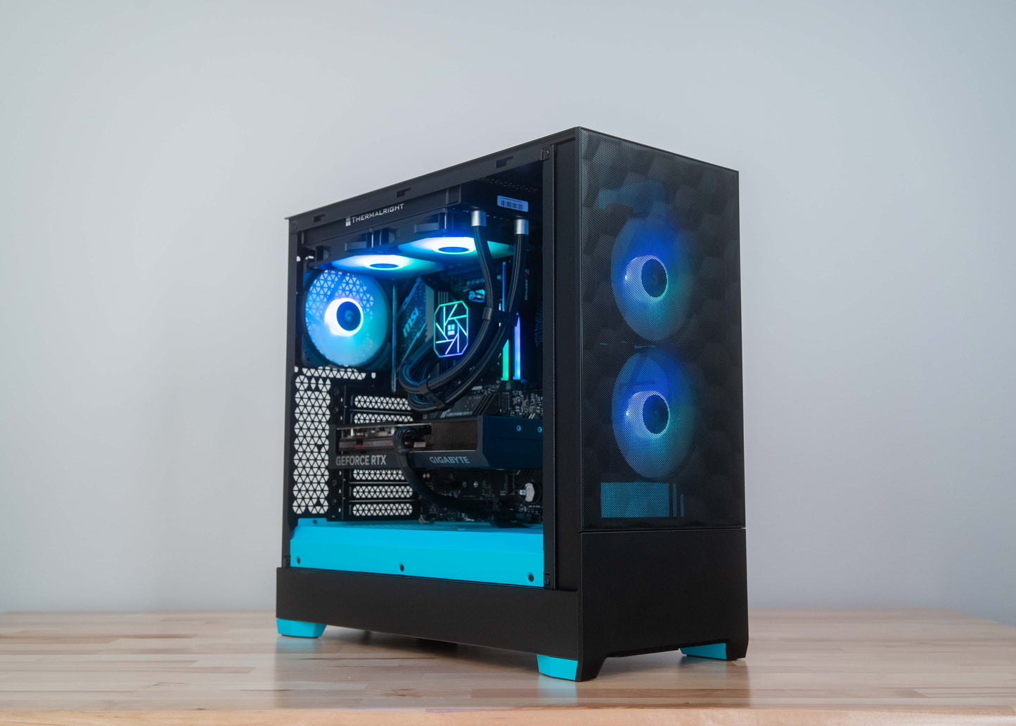 Chinook 7600X / RTX 5070